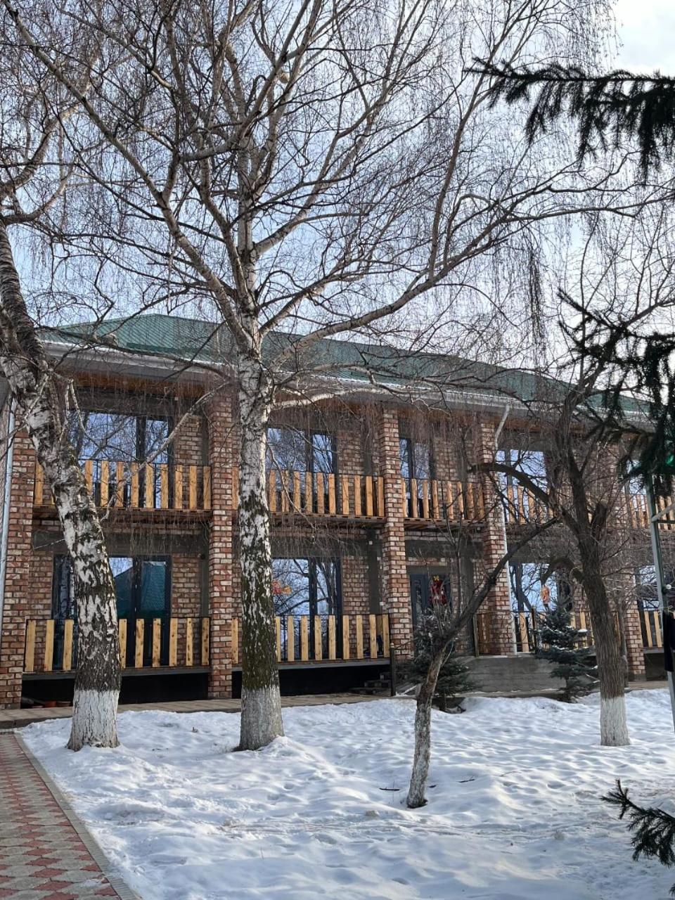 Guest House Jekshen Imeni Karla Marksa (Kemin District, Chuy) Exterior foto
