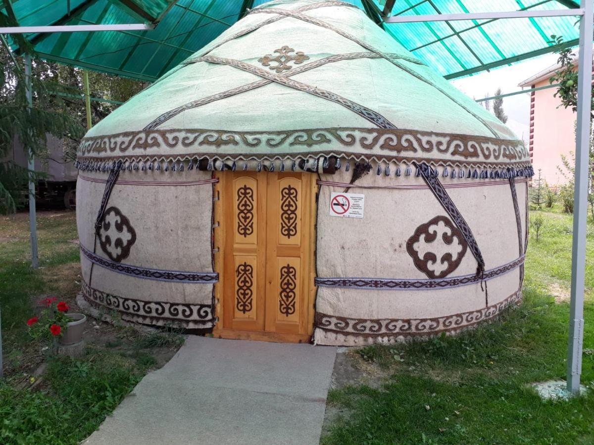 Guest House Jekshen Imeni Karla Marksa (Kemin District, Chuy) Exterior foto